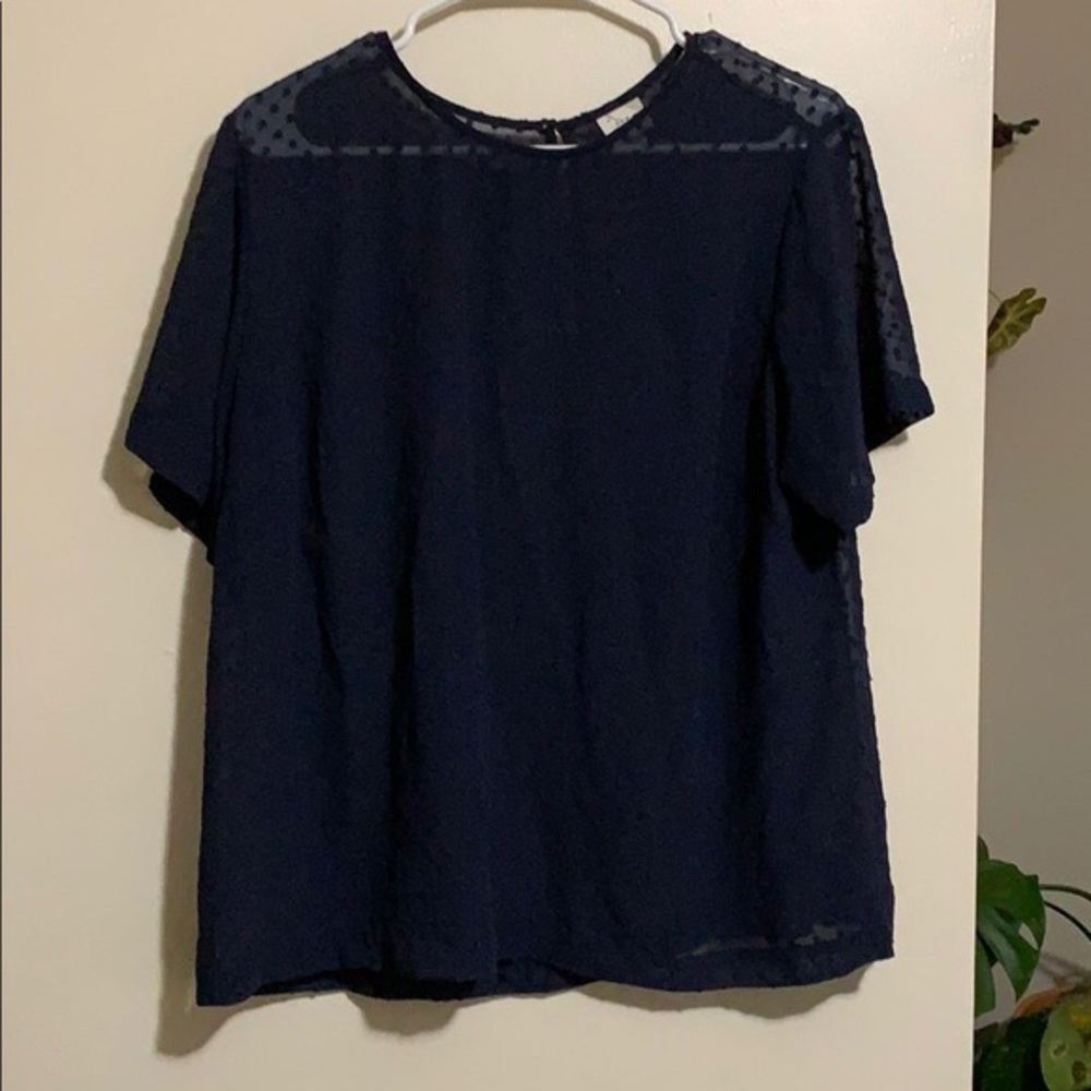 NEW DAY POLKA DOT 👚 BLOUSE! - Picture 3 of 10